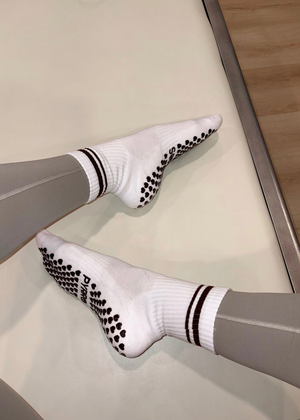 Espresso Crew Grip Sock